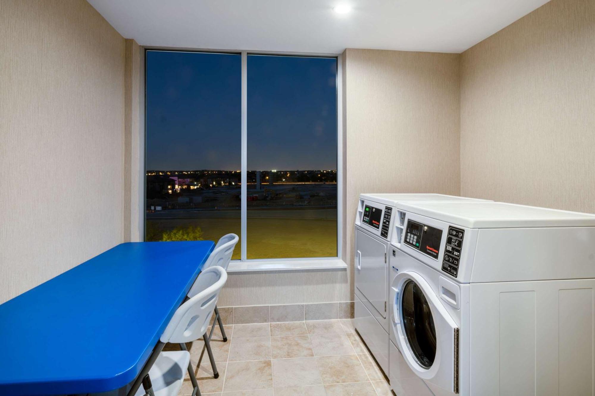 Hyatt Place Fort Worth-Alliance Town Center Ngoại thất bức ảnh